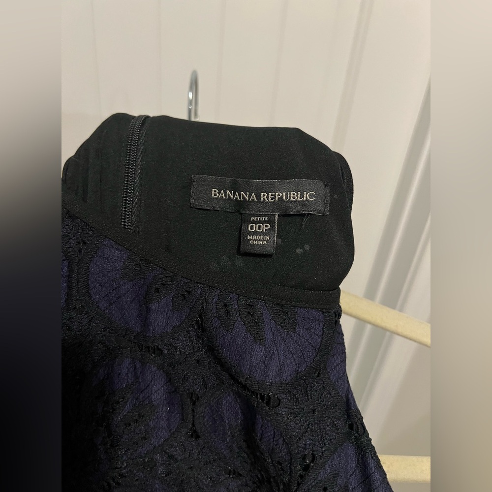 Banana Republic Lace Sheath Dress Petite 00P Navy Black Floral Cocktail Holiday - Picture 5 of 12